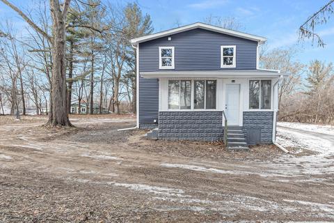 1227 Wayne St, Jackson, MI 49202 photo 1