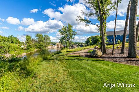 7389 Schoolhouse Dr SE, Ada, MI 49301 photo 12