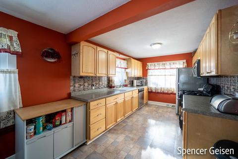 817 Fair St, Belding, MI 48809 photo 11