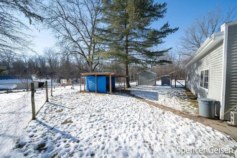 817 Fair St, Belding, MI 48809 photo 49