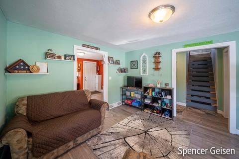 817 Fair St, Belding, MI 48809 photo 6