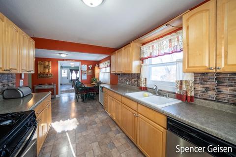 817 Fair St, Belding, MI 48809 photo 16