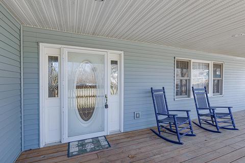 1264 Lamoine Ave, Jackson, MI 49203 photo 3