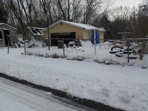3711 St Mark Dr, Jackson, MI 49201 photo 2