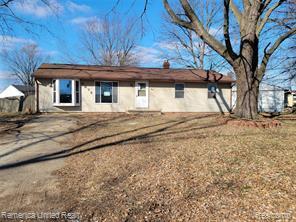 5672 Juniper Dr, Jackson, MI 49201 photo 1