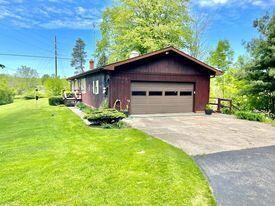 11630 S Mason Dr, Grant, MI 49327 photo 3