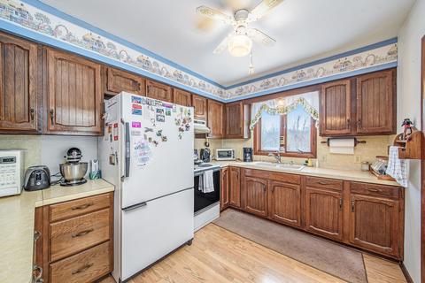 11630 S Mason Dr, Grant, MI 49327 photo 14