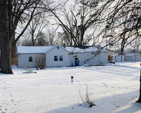 1428 Smith St, Buchanan, MI 49107 photo 1