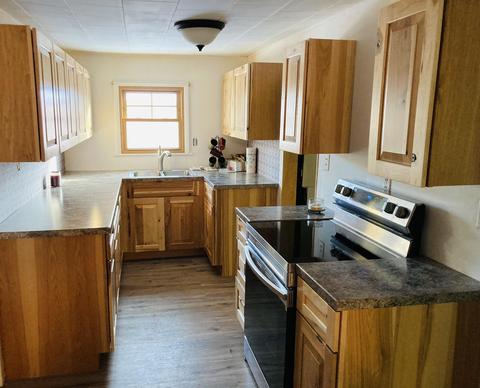 1428 Smith St, Buchanan, MI 49107 photo 2