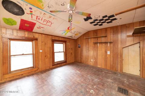 425 Riverside Dr, Constantine, MI 49042 photo 9