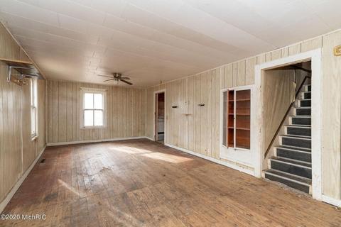 425 Riverside Dr, Constantine, MI 49042 photo 7