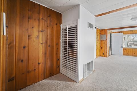 704 Longfellow Ave, Jackson, MI 49202 photo 19