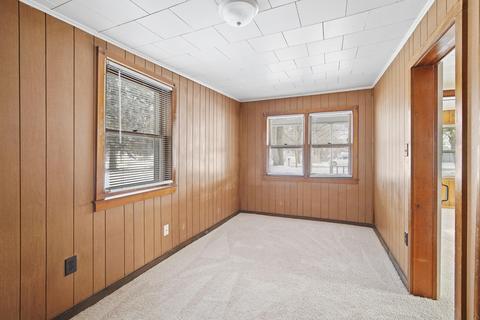 704 Longfellow Ave, Jackson, MI 49202 photo 12