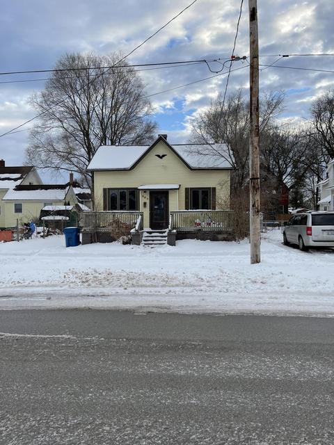 263 First Ave, Manistee, MI 49660 photo 1