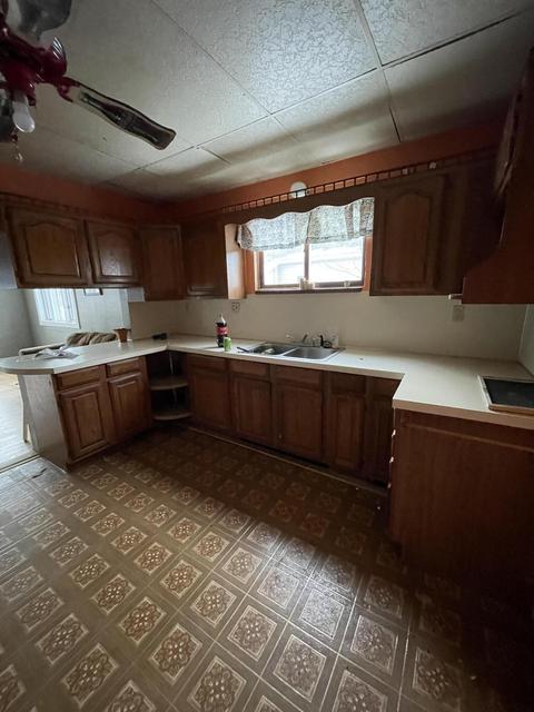 263 First Ave, Manistee, MI 49660 photo 6