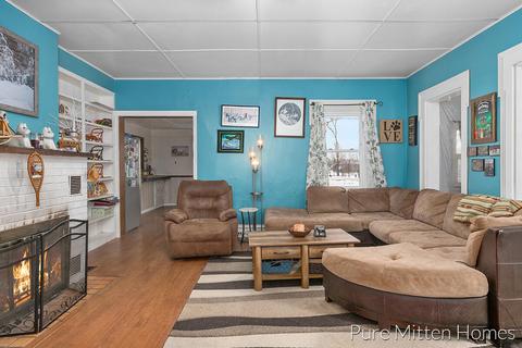 14131 Strotheide St NE, Belding, MI 48809 photo 3
