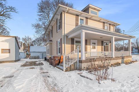 331 S Eagle St, Marshall, MI 49068 photo 1