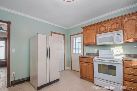 331 S Eagle St, Marshall, MI 49068 photo 11
