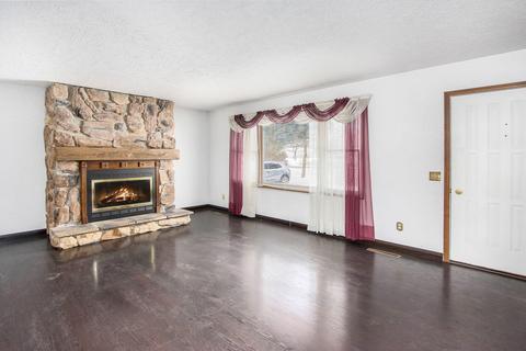 1330 102nd Ave, Plainwell, MI 49080 photo 4