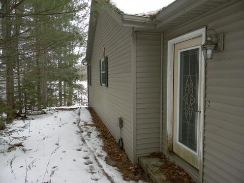 7 N Maple Rd, Branch, MI 49402 photo 2