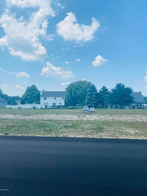 7433 Whistle Ridge Dr, Byron Center, MI 49315