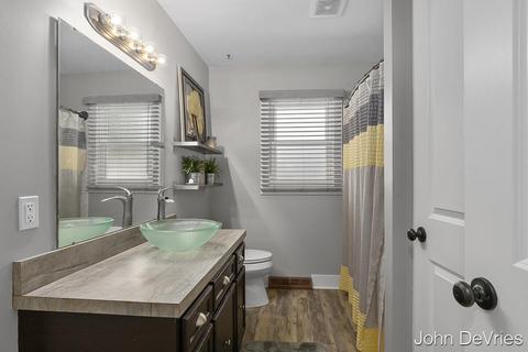 6912 Eric Ave, Jenison, MI 49428 photo 12