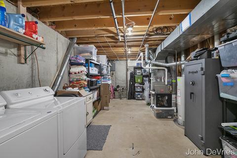 6912 Eric Ave, Jenison, MI 49428 photo 18