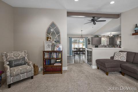 6912 Eric Ave, Jenison, MI 49428 photo 6