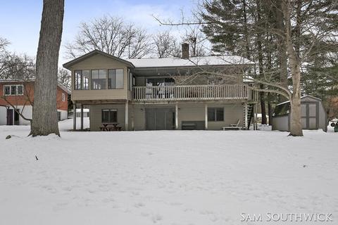 928 Park St, Belding, MI 48809 photo 20