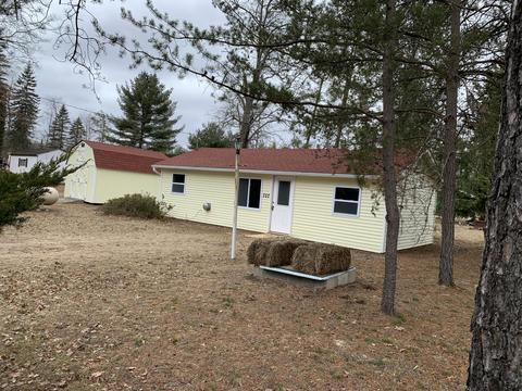 757 Robert Dr, Harrison, MI 48625 photo 21