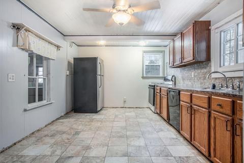 412 Exchange St, Spring Lake, MI 49456 photo 13