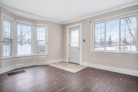 412 Exchange St, Spring Lake, MI 49456 photo 4