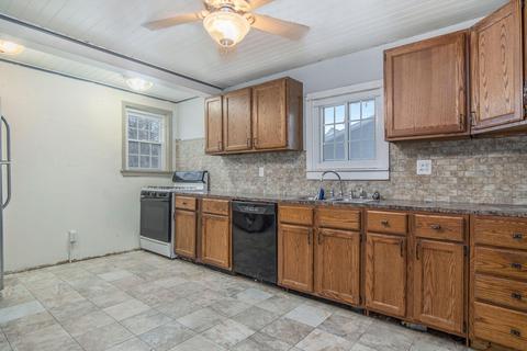 412 Exchange St, Spring Lake, MI 49456 photo 12