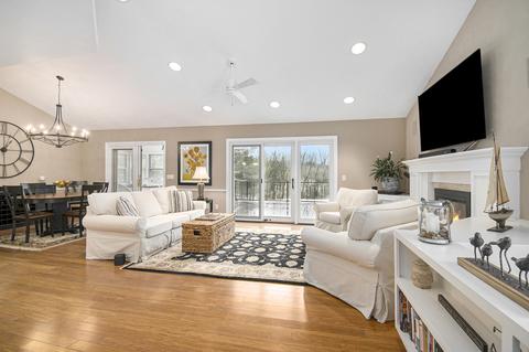 17 2nd St, Plainwell, MI 49080 photo 5