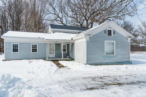 738 105th Ave, Plainwell, MI 49080 photo 3