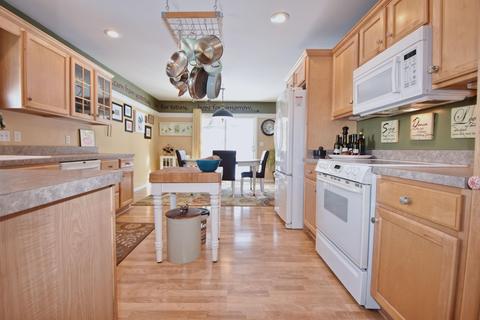 933 Sunburst Dr, Jackson, MI 49203 photo 14