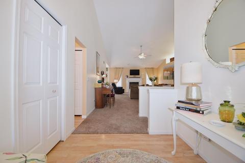 933 Sunburst Dr, Jackson, MI 49203 photo 8