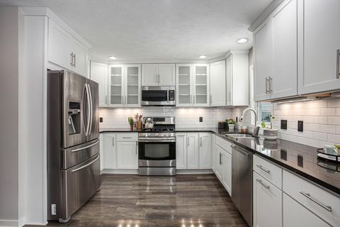 9300 Bell Lake Dr NE, Ada, MI 49301 photo 9