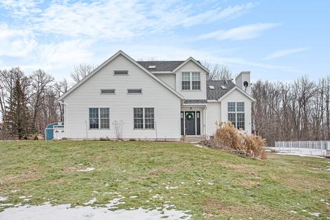 9300 Bell Lake Dr NE, Ada, MI 49301 photo 2
