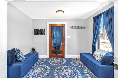 208 4th St, Jackson, MI 49201 photo 3