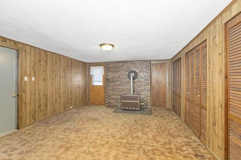 288 Eckert Rd, Freeport, MI 49325 photo 11