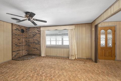288 Eckert Rd, Freeport, MI 49325 photo 5
