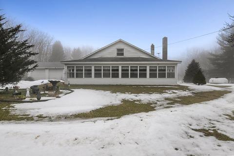 288 Eckert Rd, Freeport, MI 49325 photo 1