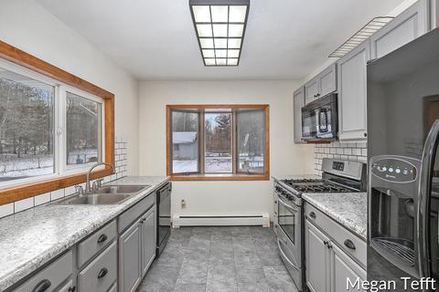 730 W 120th St, Grant, MI 49327 photo 10