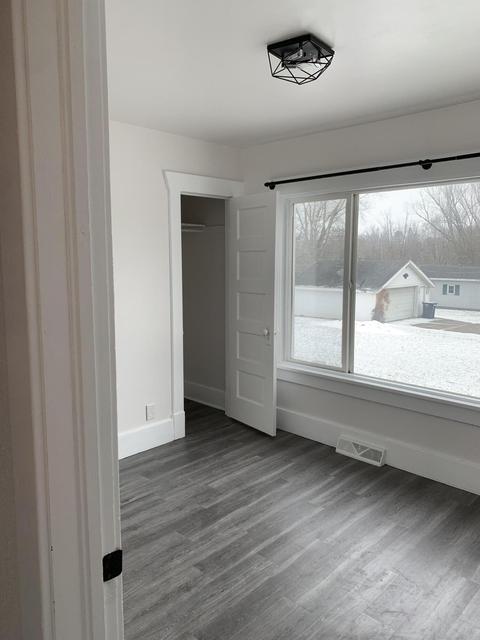 409 Roe St, Buchanan, MI 49107 photo 7