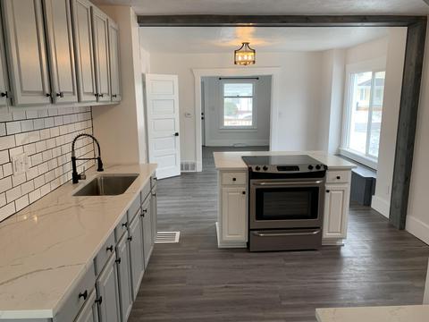 409 Roe St, Buchanan, MI 49107 photo 17