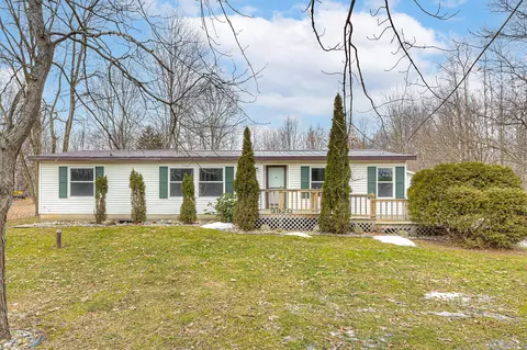 3920 Clarkway Rd, Jackson, MI 49203 photo 3