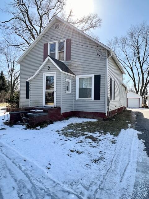 110 E Pine St, Fremont, MI 49412 photo 1
