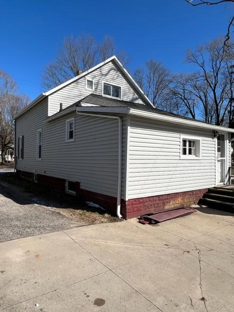110 E Pine St, Fremont, MI 49412 photo 3