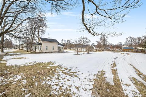 409 Exchange St, Gobles, MI 49055 photo 17
